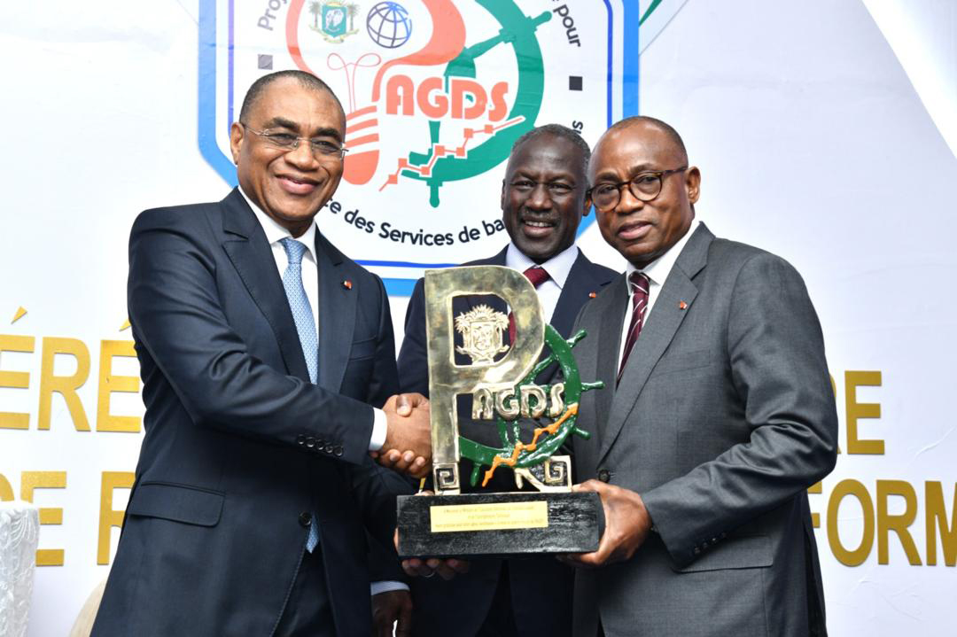 Cérémonie de clôture du PAGDS et de remise de plateformes digitales - Le Ministre Adama Coulibaly : « La transformation économique de la Côte d’Ivoire passe par la digitalisation totale de l’administration »